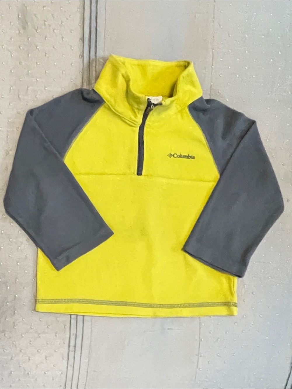 Columbia Kids Unisex Yellow and Gray Half-Zip Fleece Pullover size 2T